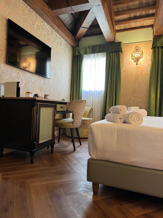 312 Piazza San Marco Pensión 3*